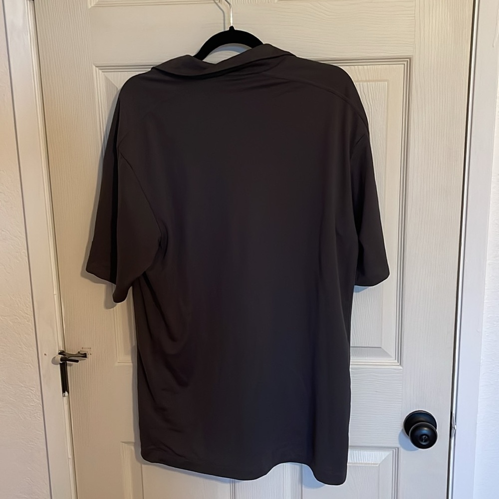 Nike Fit Dry Golf Shirt. Size XL. - Picture 2 of 4